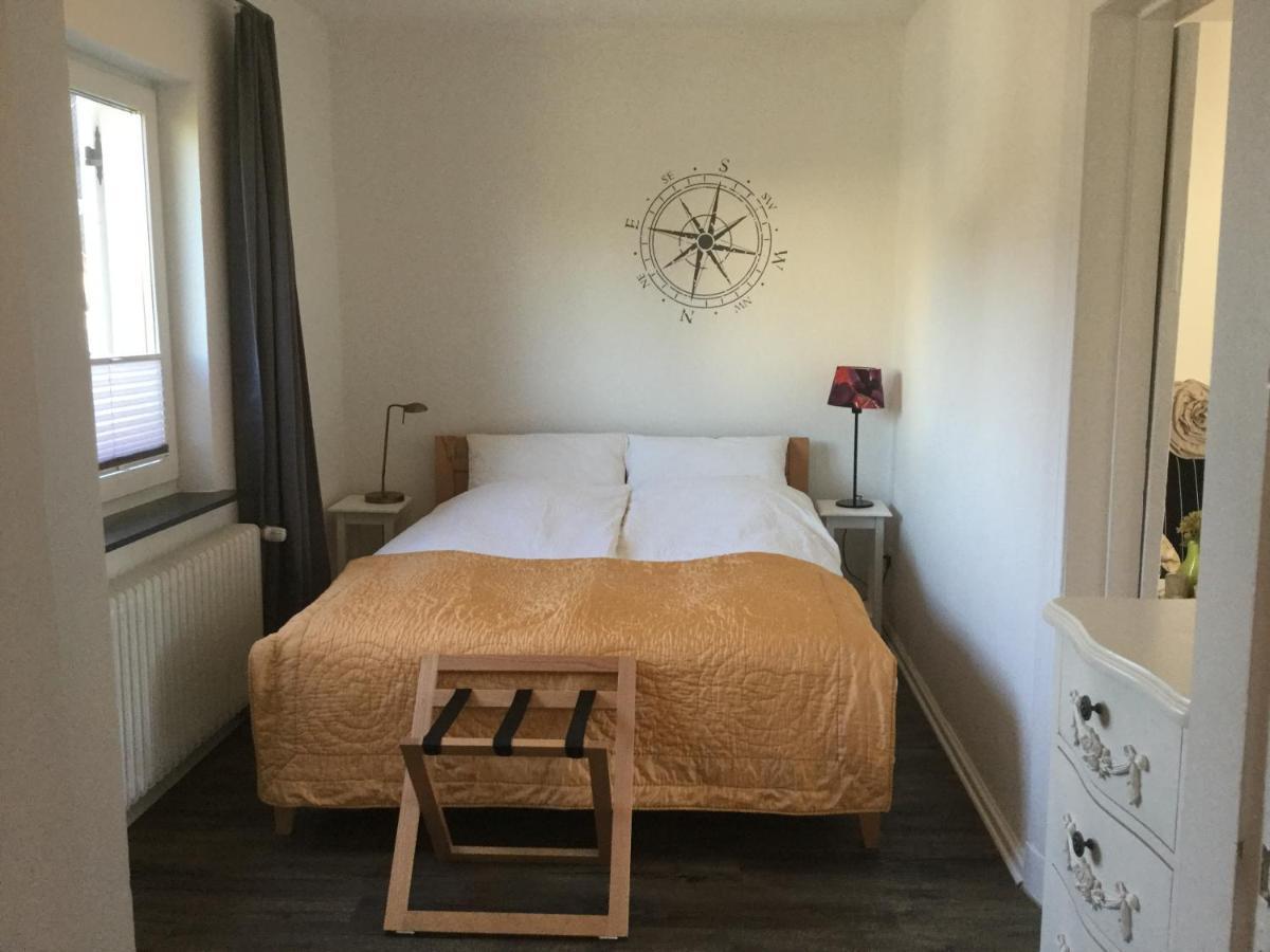 Ferienhaus Us Luett Hus Und Das Zimmer Linde Im Haupthaus Oldenburg Luaran gambar