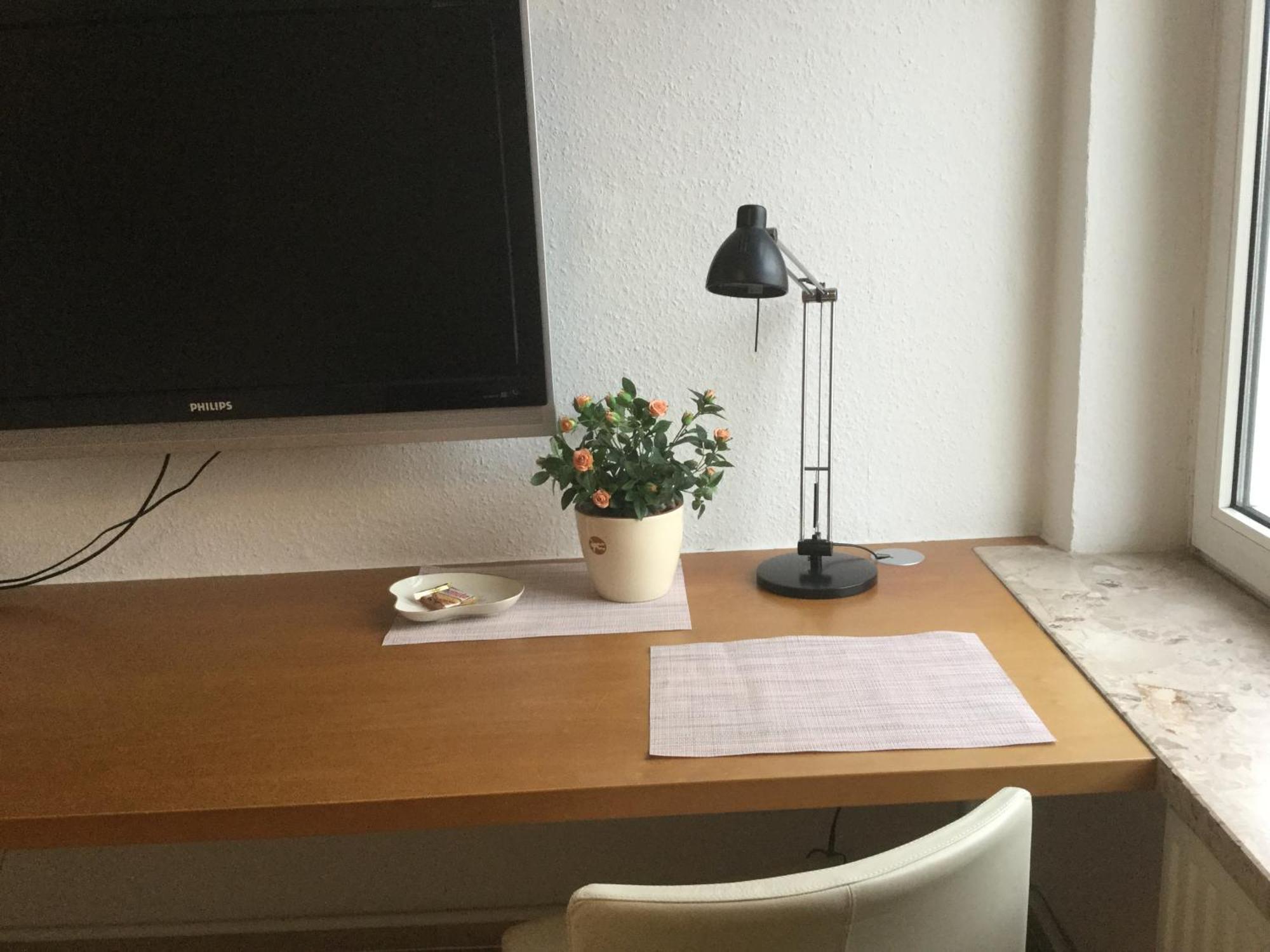 Ferienhaus Us Luett Hus Und Das Zimmer Linde Im Haupthaus Oldenburg Bilik gambar